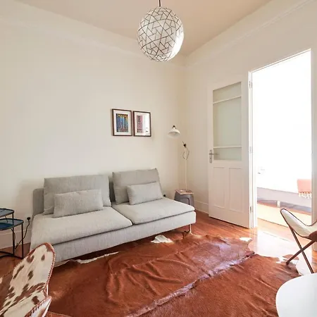 아파트 Quiet And 2br Apt, By Timecooler 리스본