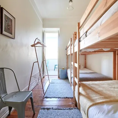Quiet And 2br Apt, By Timecooler Lägenhet