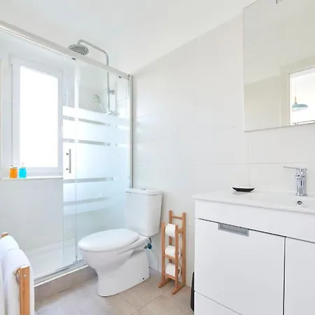 Quiet&central 2br Apt, By Timecooler Apartamento *